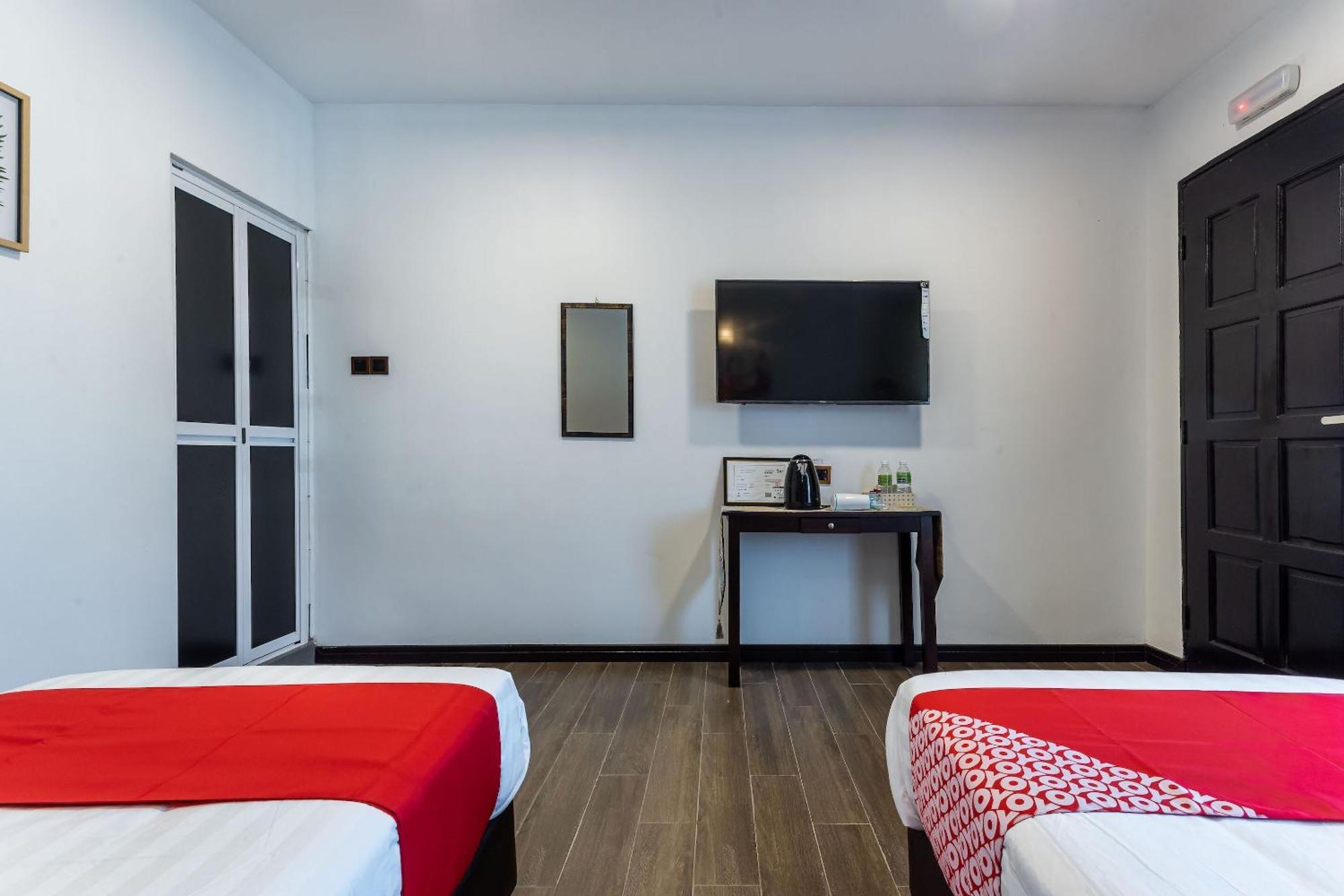 Oyo 90149 Pua Family Semporna Hotel Kültér fotó