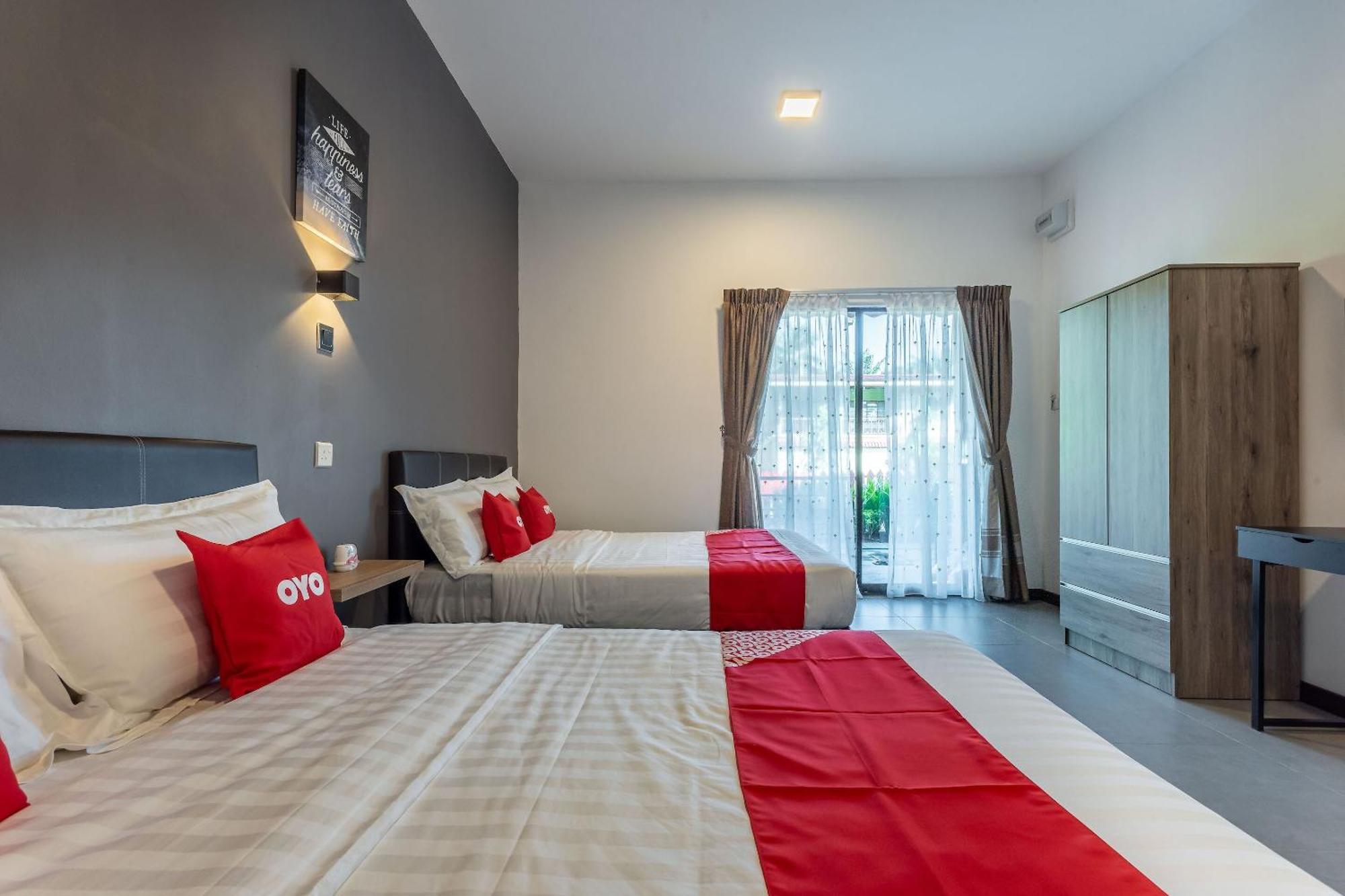 Oyo 90149 Pua Family Semporna Hotel Kültér fotó